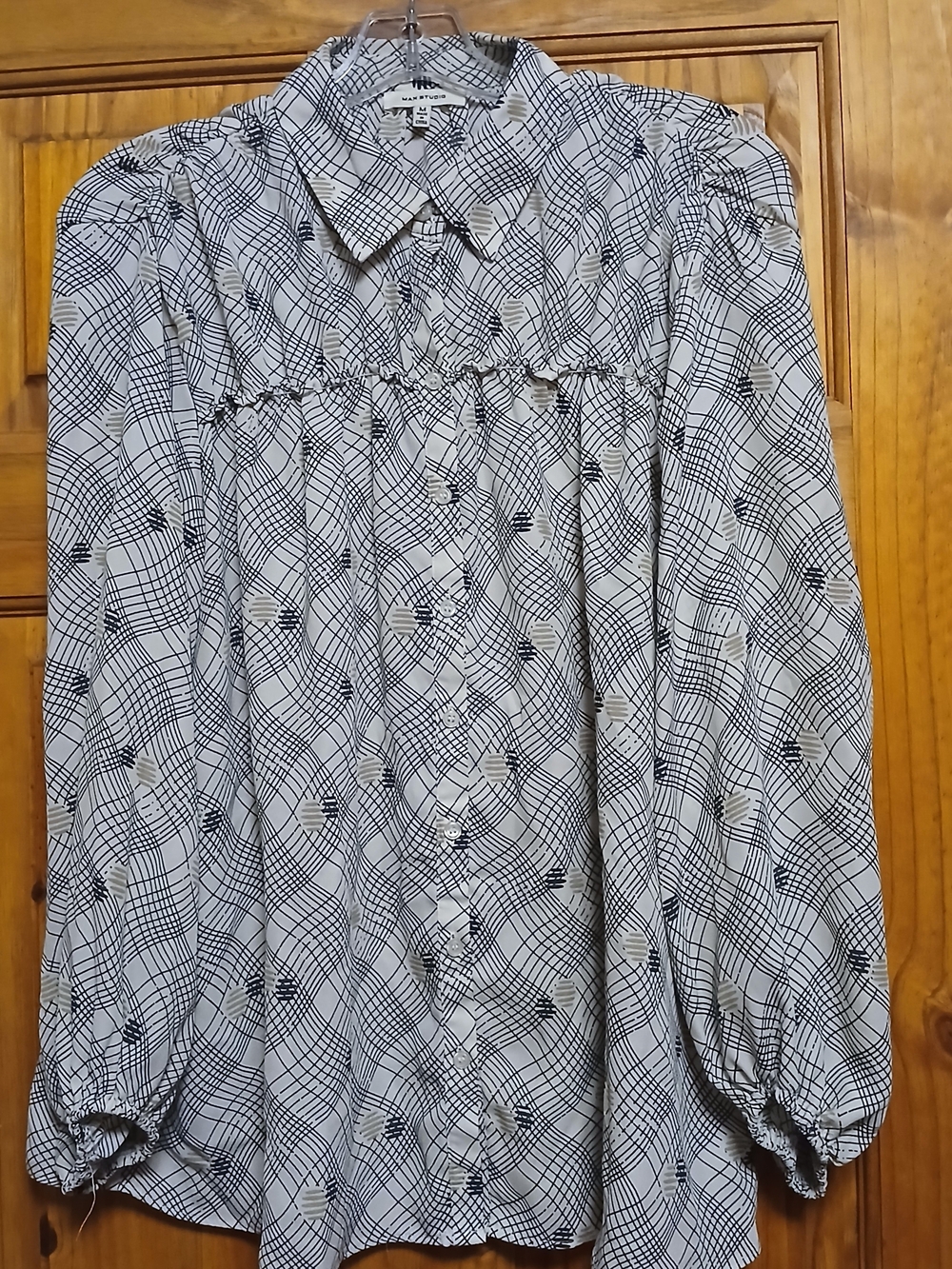 Max Studio Black and White Geometric Button-Up Blouse